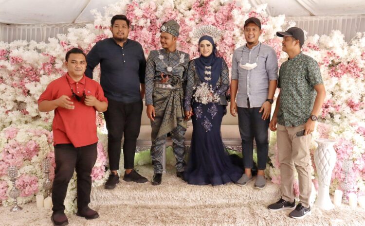  Menghadiri Majlis Perkahwinan Afika dan Mawiek